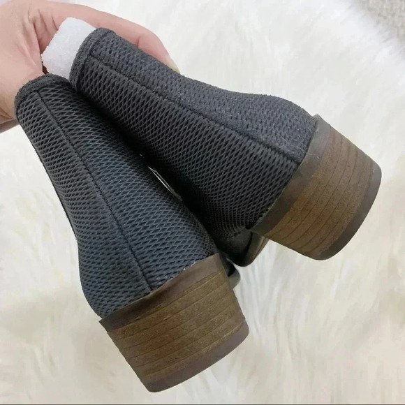 NWOT Kensie Gerona Booties - Picture 6 of 14